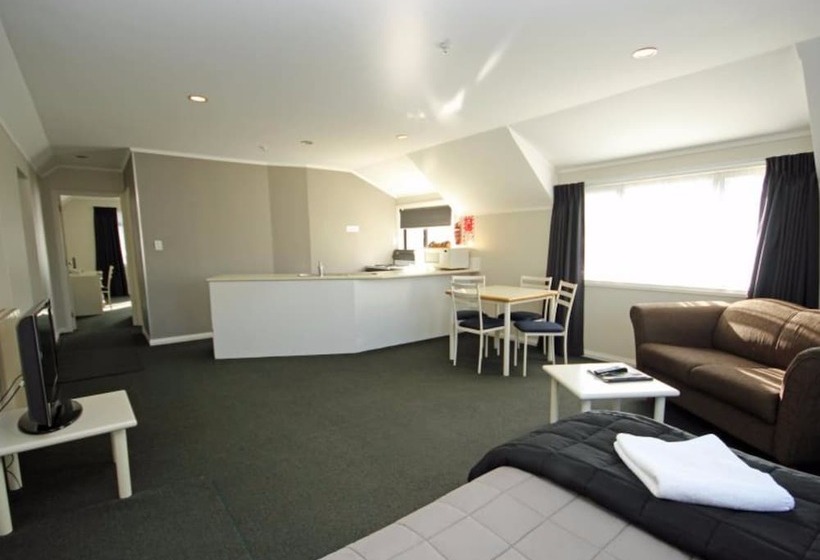 Апартаменты 2 Спальни, Champers Motor Inn