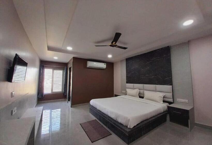 Номер Deluxe, Nirmalya Inn