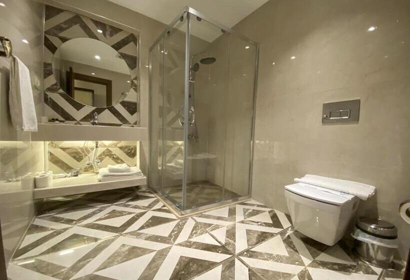 Люкс, Grand Luxury