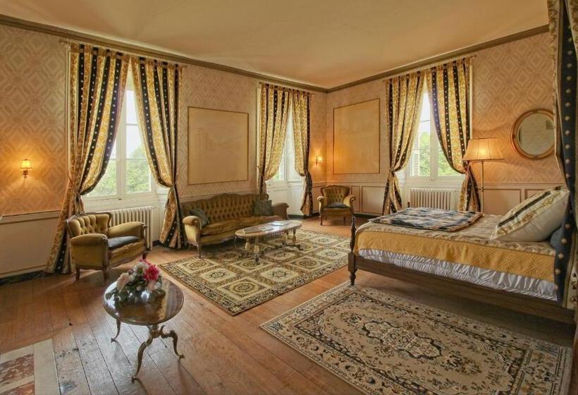 Полулюкс, Chateau Du Hallay