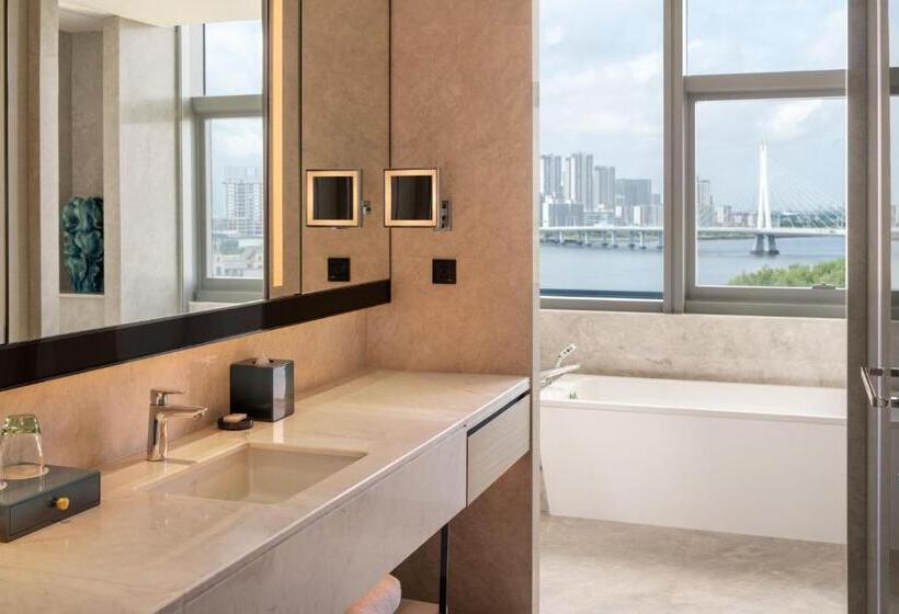 Номер Executive Кровать Кинг, Guangzhou Marriott Hotel Nansha