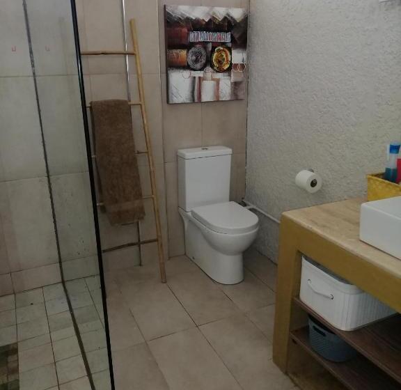 اتاق لوکس, Chillpill Guest House