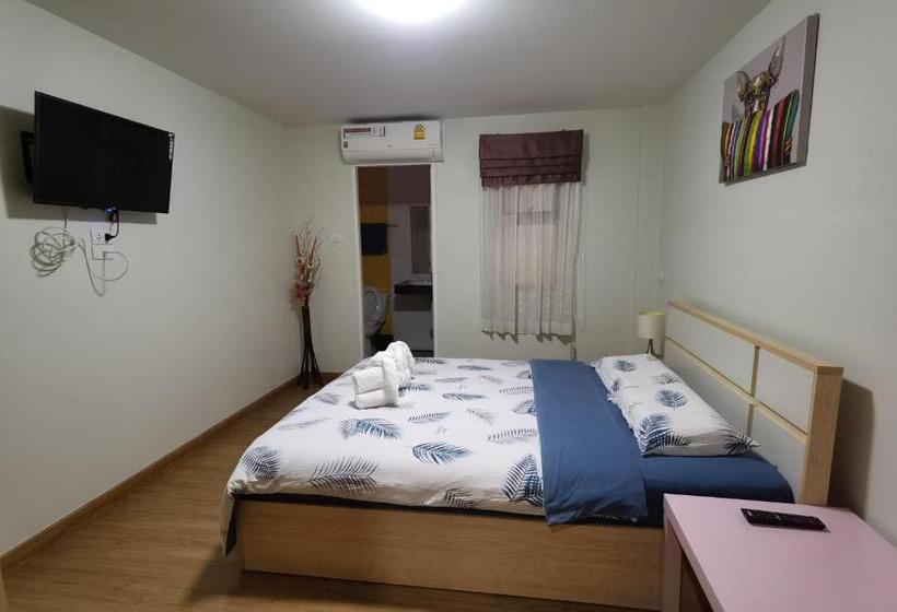 Quarto Estandar, G9 Bangkok