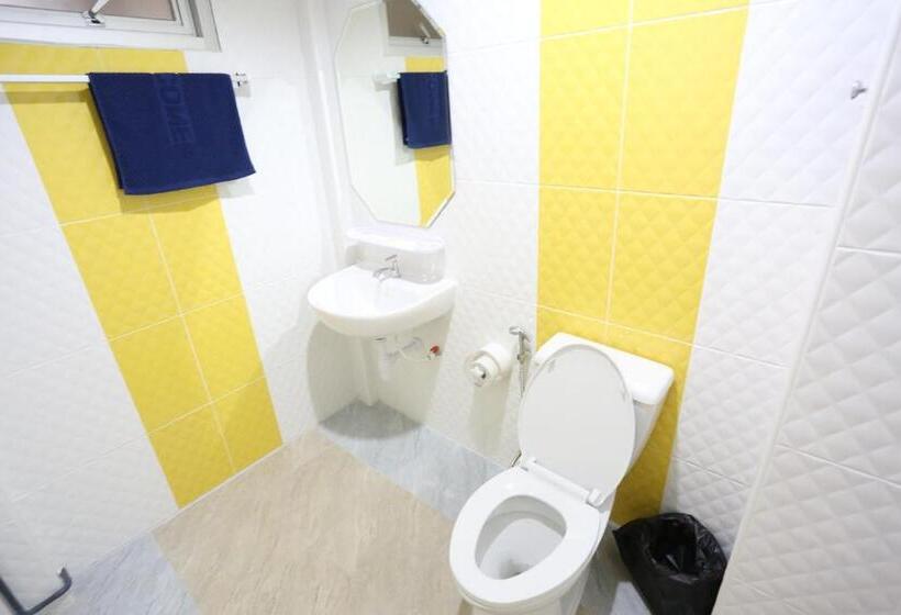 Quarto Familiar, G9 Bangkok