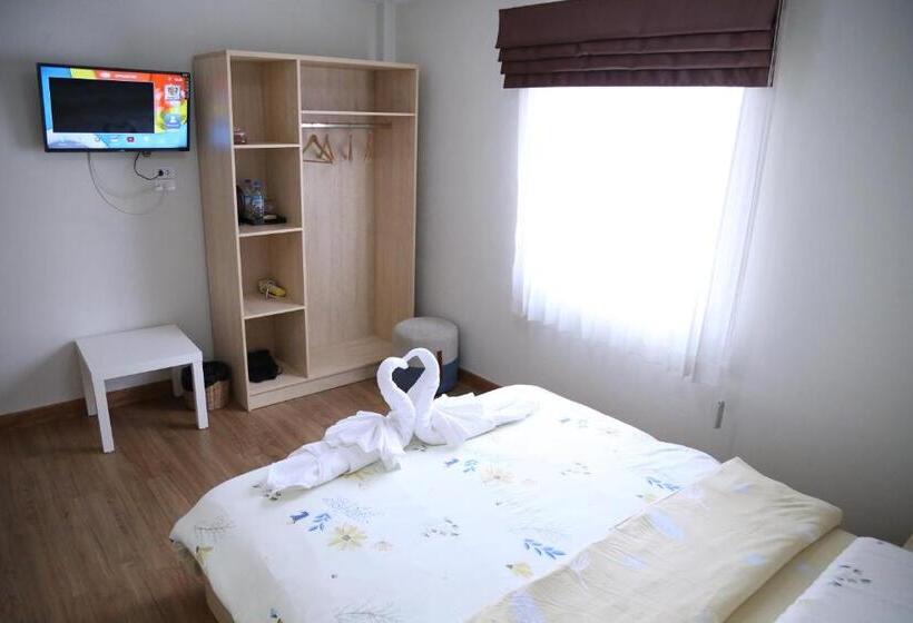 Quarto Estandar, G9 Bangkok