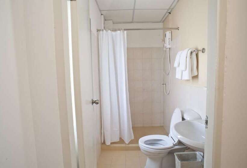 Quarto Estandar, G9 Bangkok