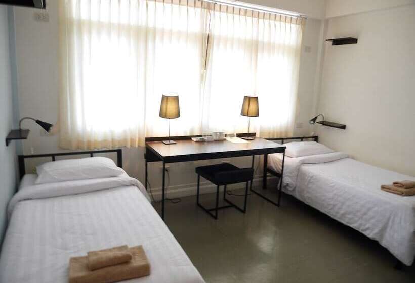 Quarto Estandar, G9 Bangkok