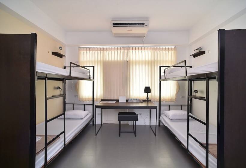 Quarto Familiar, G9 Bangkok