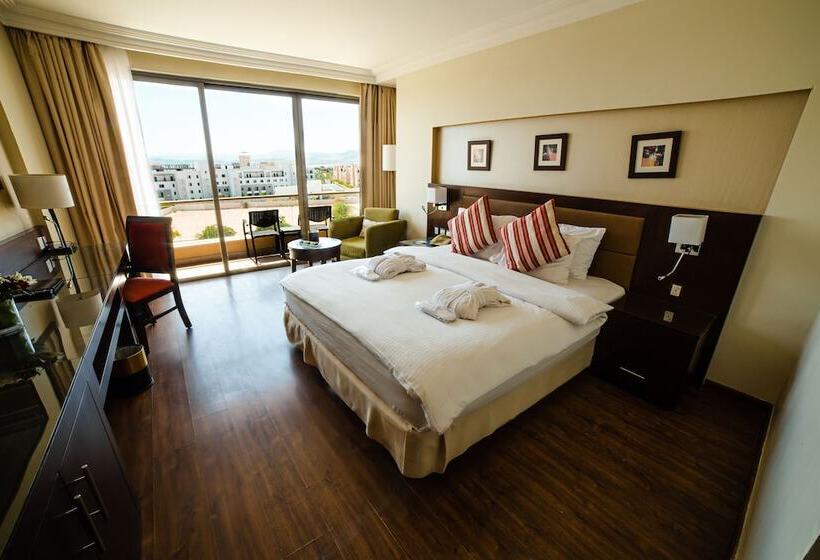 اتاق لوکس با چشم‌انداز استخر, Oryx Hotel Aqaba