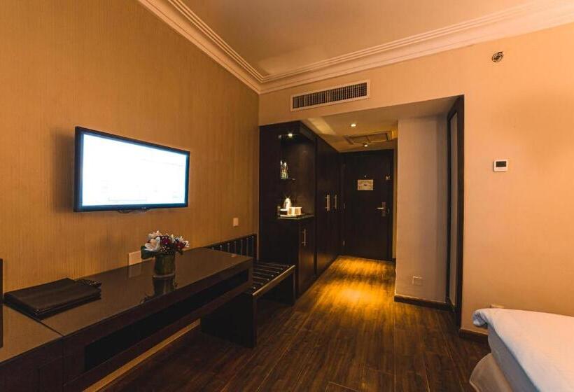 اتاق لوکس با چشم‌انداز استخر, Oryx Hotel Aqaba