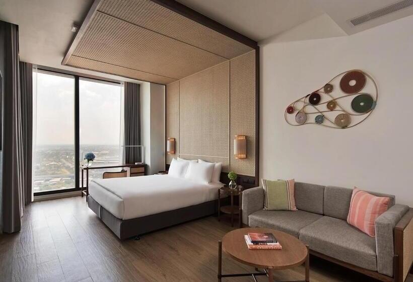 Студия Стандарт, Ad Lib Hotel Khon Kaen