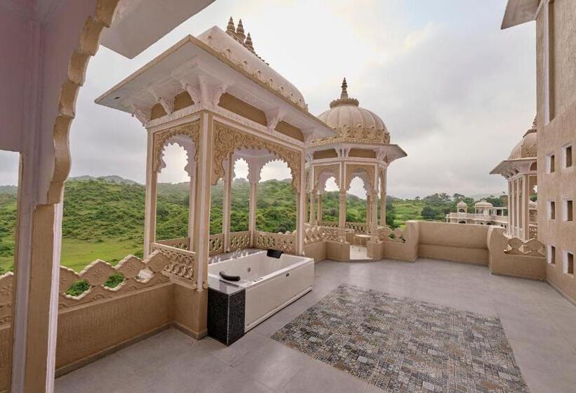 带露台的套间, Renest Kumbhalgarh