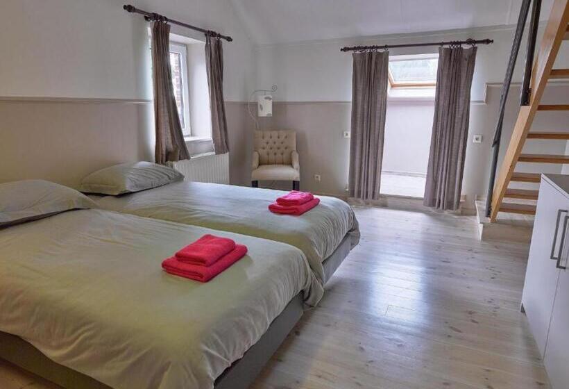 اتاق خانوادگی, Het Bloesemklooster Relais