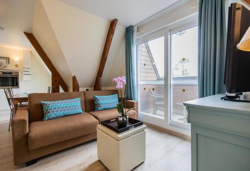 Апартаменты 1 Спальня Нижний Этаж, Club Wyndham Normandy
