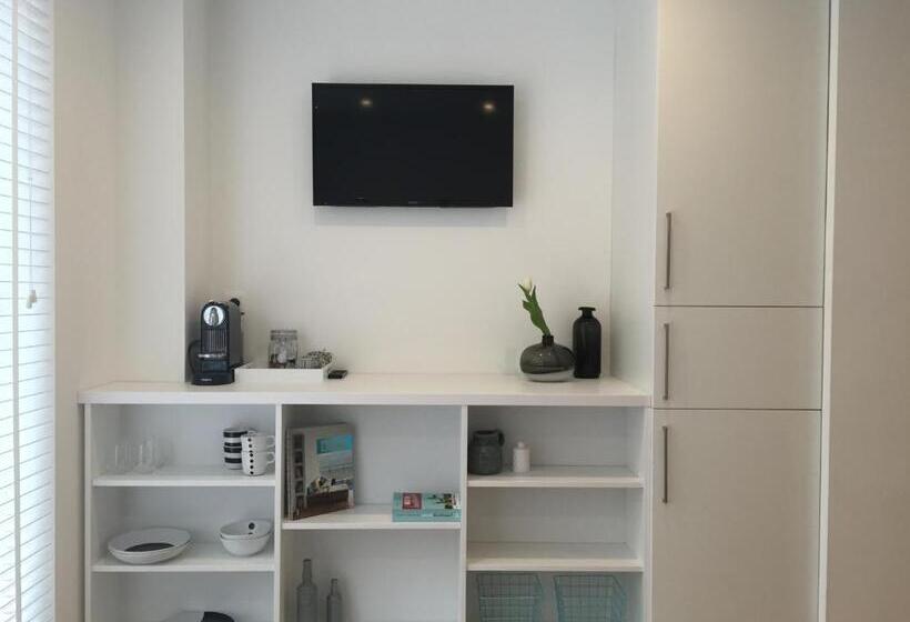 اتاق استاندارد یک نفره, Antwerp Town House Accommodations