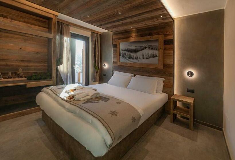 سوییت جونیور, Avalanche   Alpine Boutique