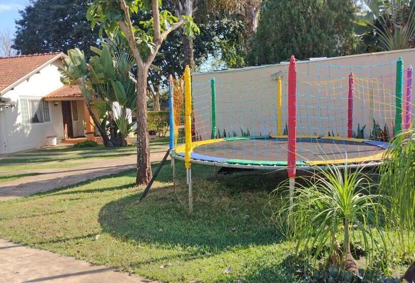 Дом 4 Спальни, Estância Stela Pousada