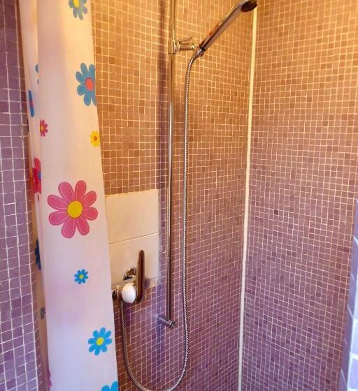 Апартаменты 3 Спальни, Guntli’s Family Guesthouse