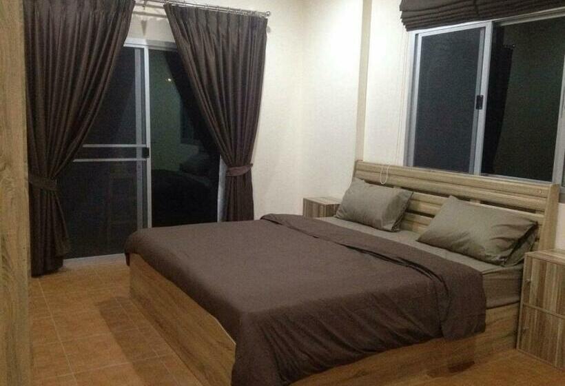 Номер Deluxe с Балконом, Janson S House Next To Singha Park Chiang Rai