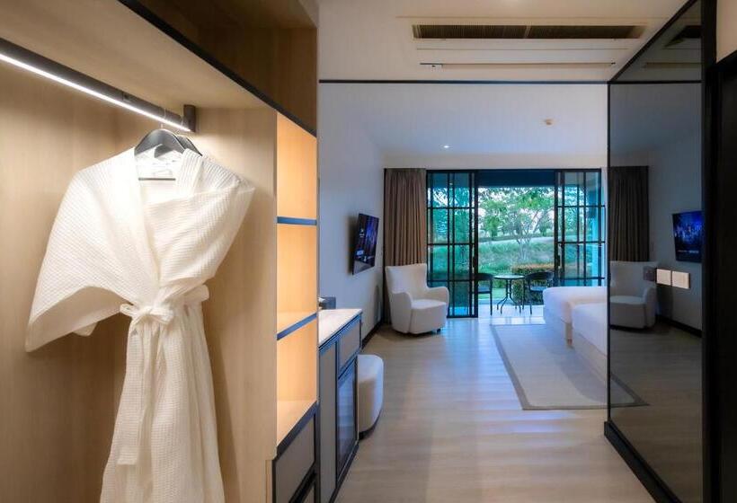 Номер Deluxe, Bergh Apton Khao Yai