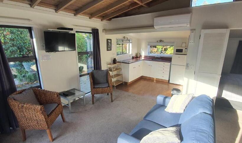 Cabin, Accent On Taupo Motor Lodge