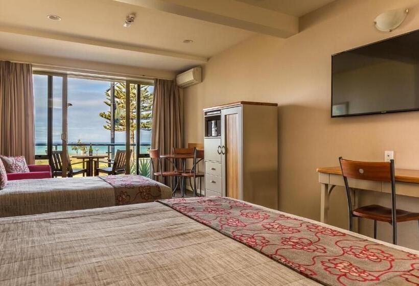 Номер Deluxe, Pebble Beach Motor Inn