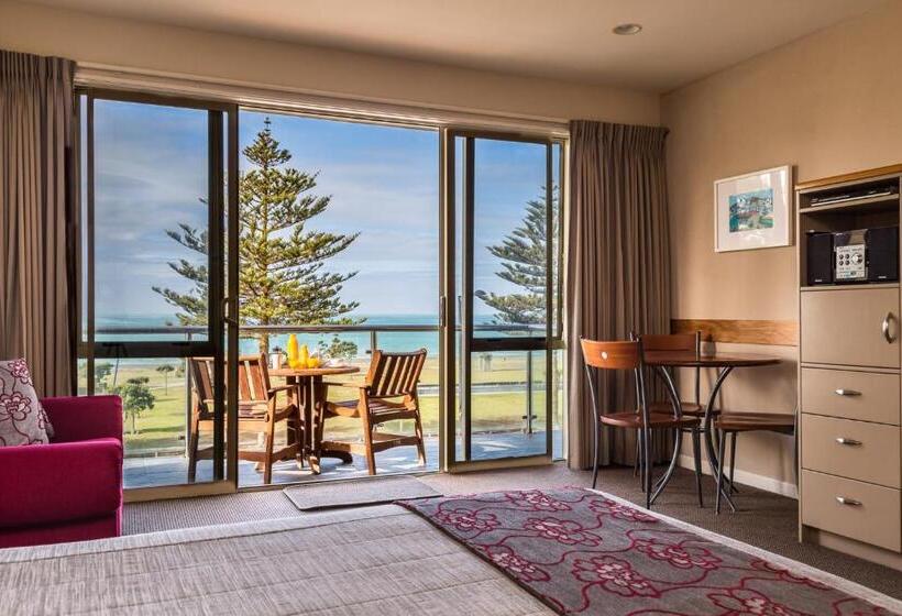 Family Suite, Pebble Beach Motor Inn