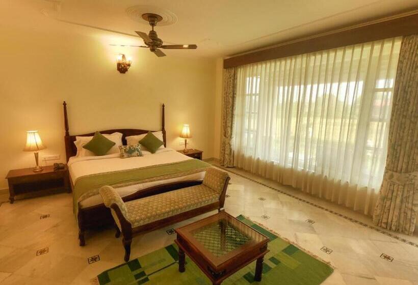 标准房带园景, Sariska Safari Lodge