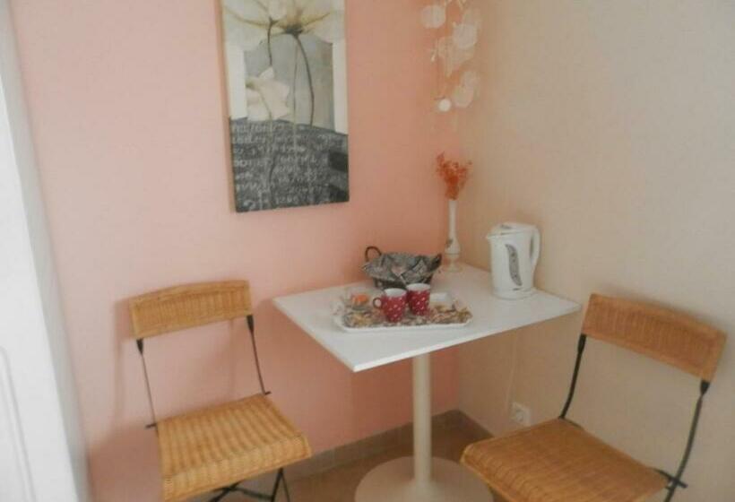Номер Стандарт Трехместный, Chambres Et Table D Hôtes Les Trois Marquets