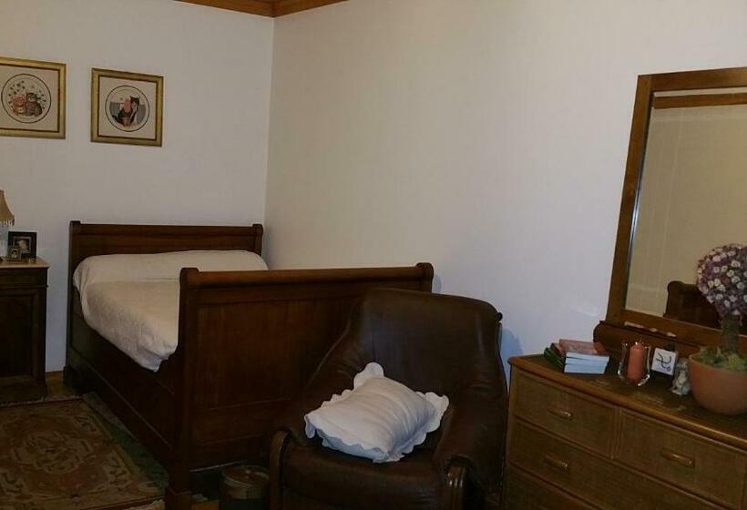 Дом 1 Спальня, A Casa Da Serra   Alojamento Local