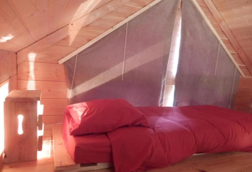 Шале 1 Спальня, Chambres D`hôtes Le Plessis à Broye