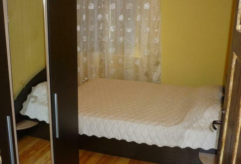 침실 3개 빌라, Guest House „ivanovata House”