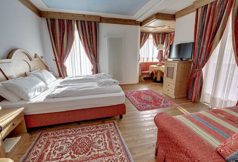 سوییت جونیور, Leading Relax Hotel Maria