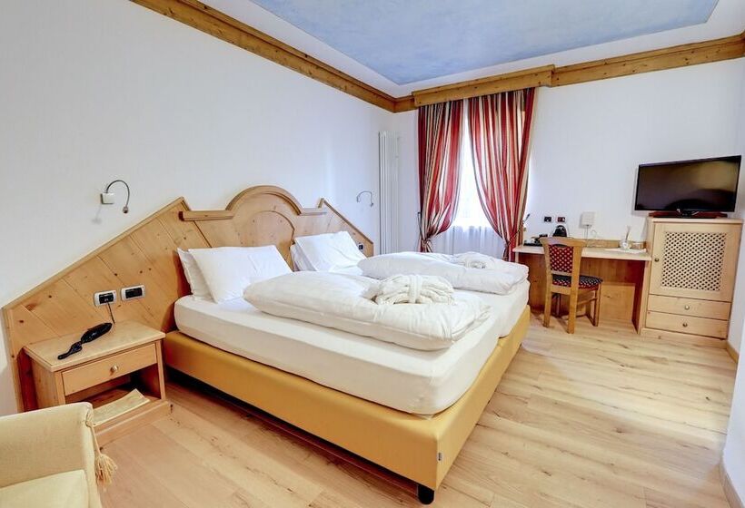 سوییت, Leading Relax Hotel Maria