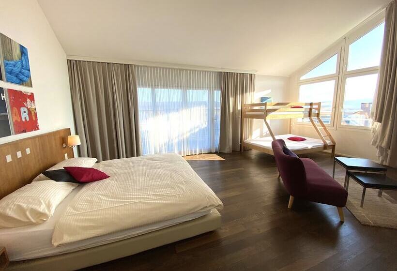 Семейный Номер, Businesshotel Lux