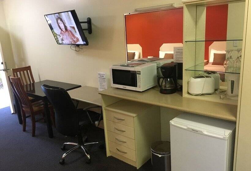 Номер Стандарт, Bluewater Harbour Motel