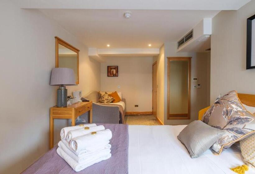 수피리어 트리플 룸, The Eyre Square Townhouse