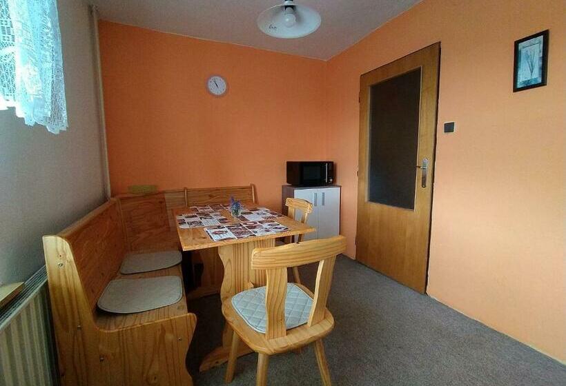 침실 1개 전망 아파트, Apartmány Niva