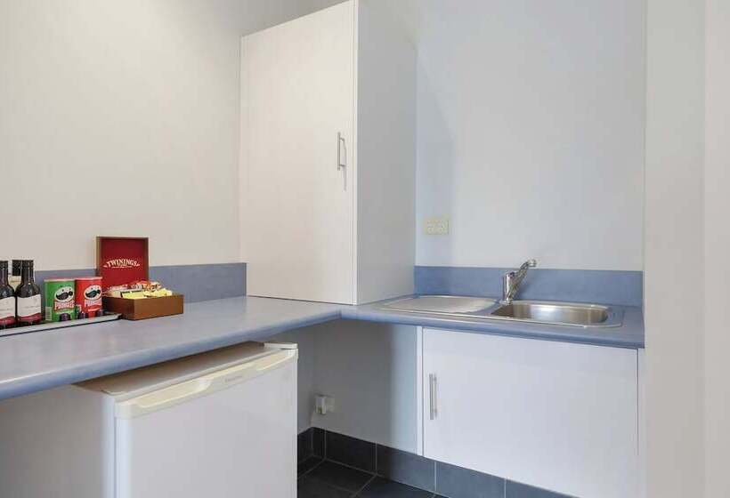 디럭스 자쿠지룸, Hamilton Townhouse Motel