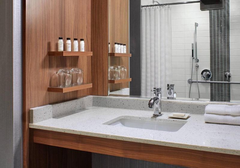 Стандартный Номер Кровать Кинг, Delta Hotels By Marriott Waterloo