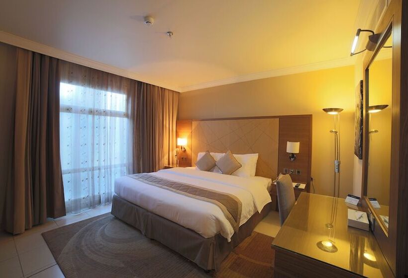 Люкс 2 Спальни, Golden Tulip Hotel Buraidah Al Qassim