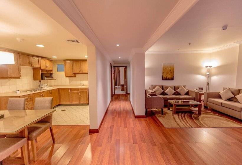 Люкс 2 Спальни, Golden Tulip Hotel Buraidah Al Qassim