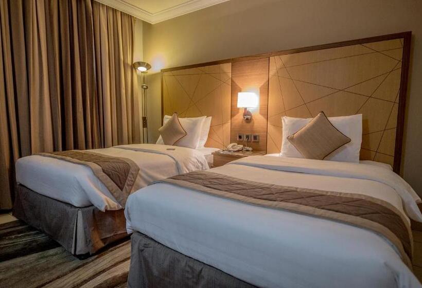 Люкс 2 Спальни, Golden Tulip Hotel Buraidah Al Qassim