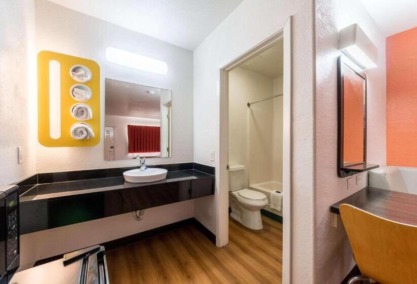 Стандартный Номер Кровать Кинг, Motel 6 Seguin Tx