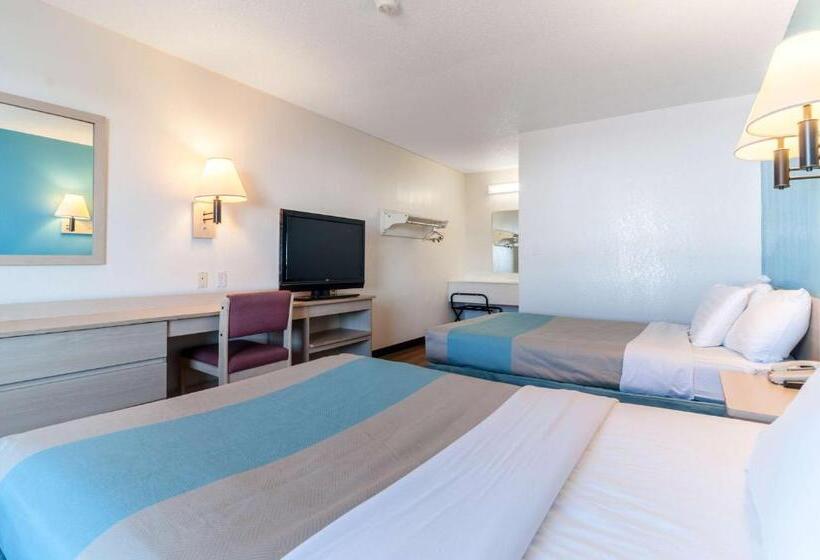 Четырехместный Номер Стандарт, Motel 6farmington Hills, Mi  Northwest  Farmington Hills