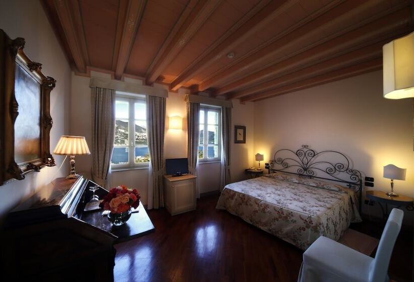 Номер Deluxe Вид на Озеро, Romantik Hotel Relais Mirabella Iseo