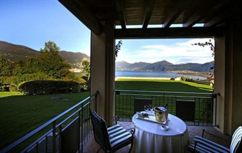 Номер Стандарт Вид на Озеро, Romantik Hotel Relais Mirabella Iseo