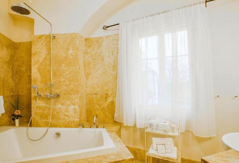 Семейный Полулюкс, Schlosshotel Fürstlich Drehna