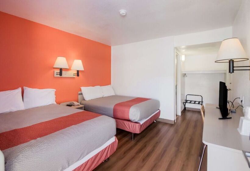 Номер Стандарт 2 Двуспальные Кровати, Motel 6moses Lake, Wa