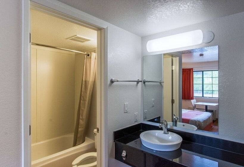 디럭스 룸, Motel 6 Redding, Ca  North